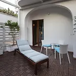 Club Azzurro & 4*