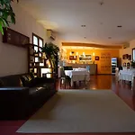 Club Azzurro & 4*