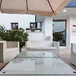 Club Azzurro & 4*