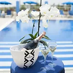 Club Azzurro & Porto Cesareo