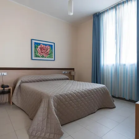 Hotel Club Azzurro & 4*
