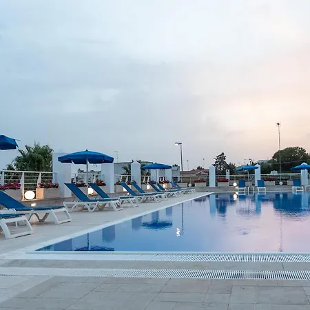 Club Azzurro & 4* Porto Cesareo