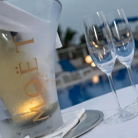 Club Azzurro & Hotel